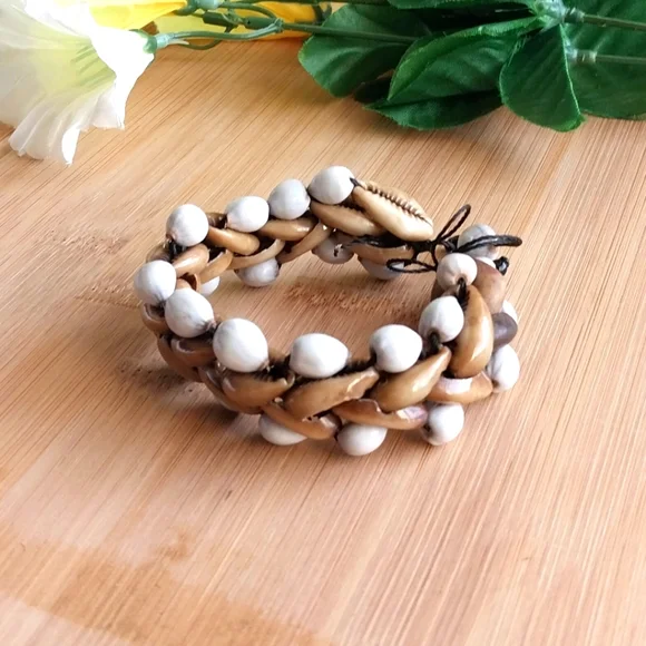 1PC Beautiful Woven Cowrie Shell Beaded Bracelet - Picture 10 of 11